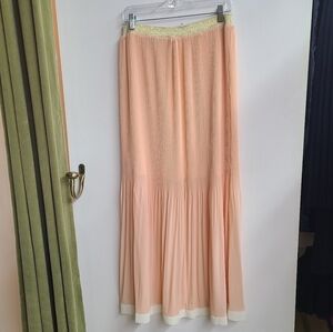 Line & Dot Skirt